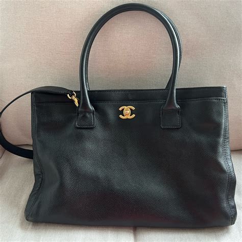 chanel caviar executive cerf tote black|Chanel Vintage Caviar Leather Cerf Classic Executive Tote .